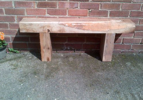 simple solid timber sleeper bench that can be used in any yard